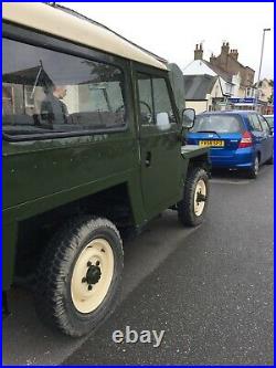 Classic Light Weigh Petrol Landrover Series 3 In Bronze Green And Cream