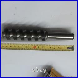 Genuine Land Rover 88 109 Series 3 III LHD Steering Column worm Shaft 594507