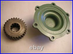 LAND ROVER SERIES 2 2A 3 GEARBOX REAR COVER & MAINSHAFT BEARING HOUSING and GEAR