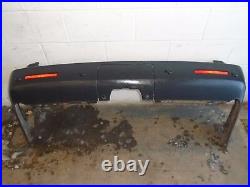 LANDROVER DISCOVERY SERIES 3 04-09 REAR BUMPER WITH PARKING SENSORS (aj54)