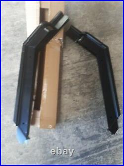 Land Rover Defender 110 CSW + series 109 B post C post sill rail
