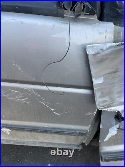 Land Rover Discovery Series 1 Drivers Door O/s Right Front Door Silver